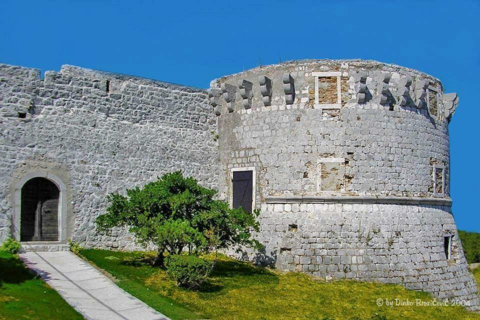 Apartment Danijela Senj  Εξωτερικό φωτογραφία