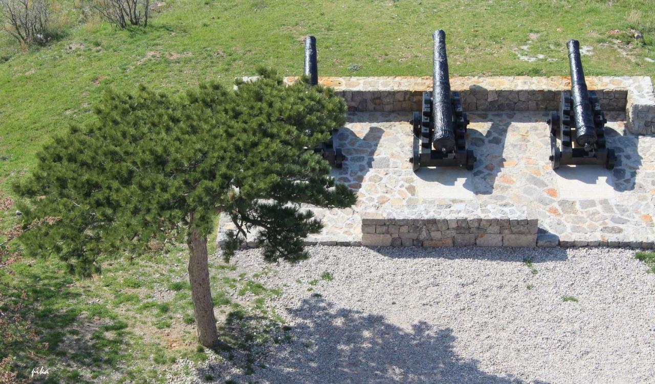 Apartment Danijela Senj  Εξωτερικό φωτογραφία